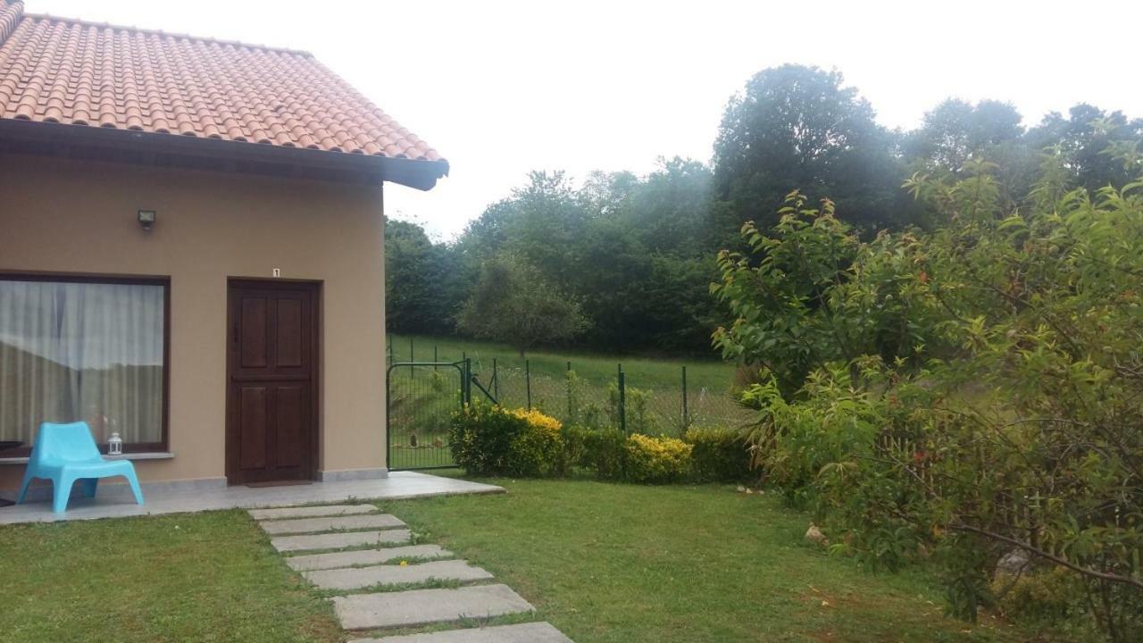 Apartamentos La Senda San Juan de Parres Exterior photo